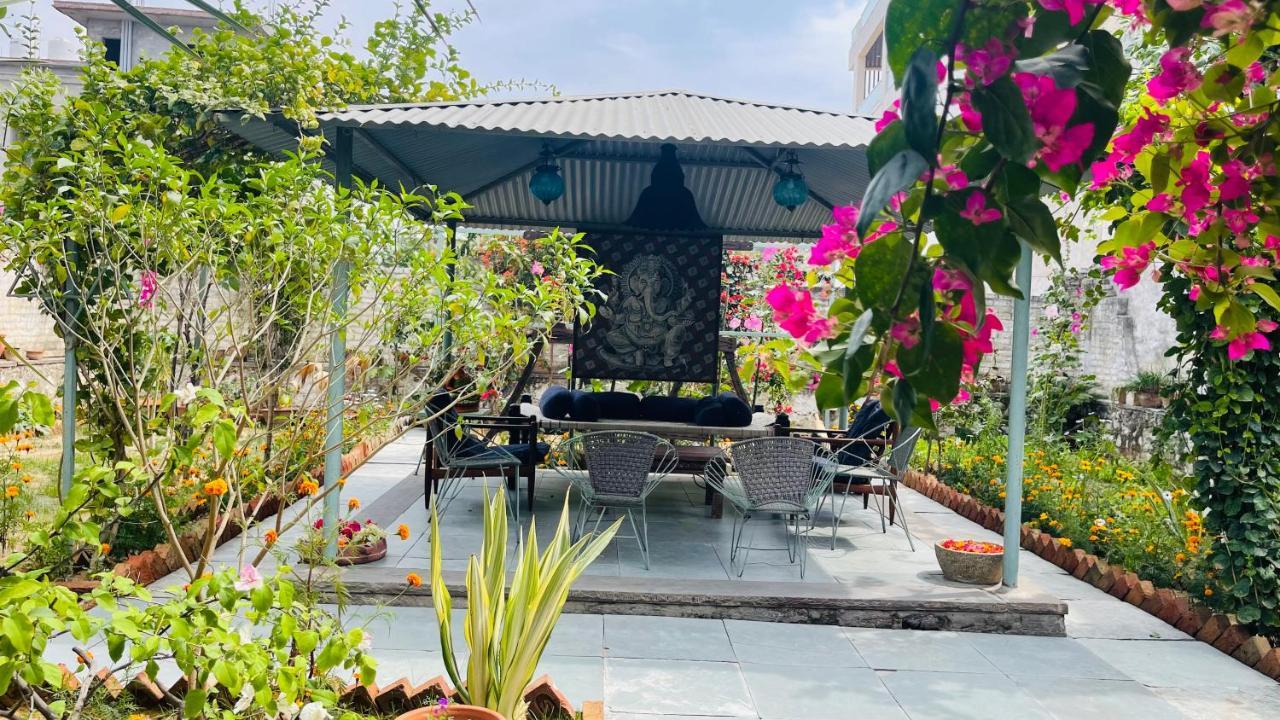 Mosaics Guest House Jaipur Buitenkant foto