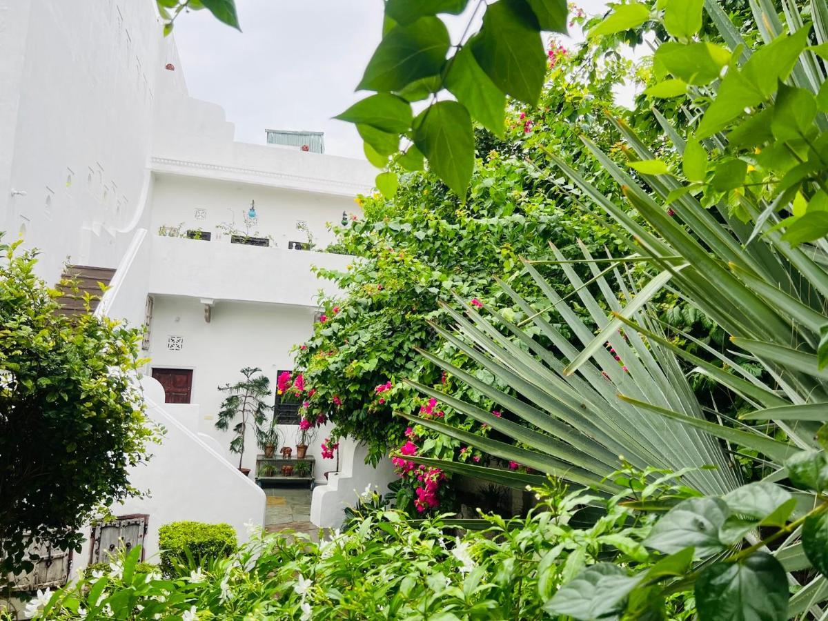 Mosaics Guest House Jaipur Buitenkant foto